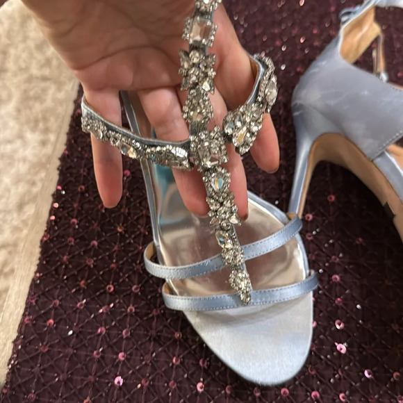 Badgley Mischka evening heels size 8 - Picture 3 of 6